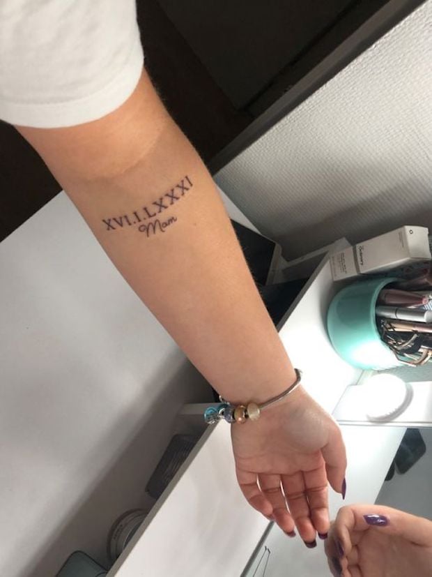 Tatouage date de naissance conseils, idées, signification